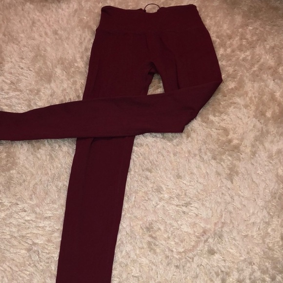 Statement fabletics leggings - Picture 2 of 3